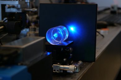 UV laser