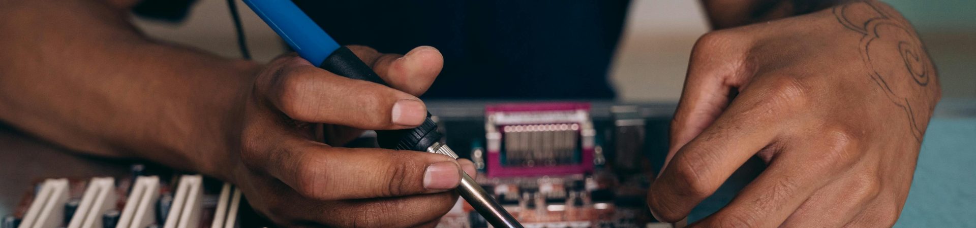 Ingénieur éléctronique Offre emploi Oxxius